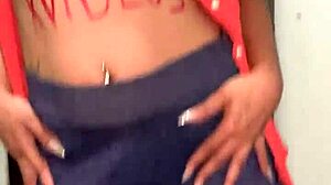 Homemade Webcam Verification Video Showing Amateurs and Their Boobs in Detail