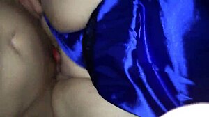 مصرية شرموطة تتجنن في أكشن عربي قوي مع نيك عنيف