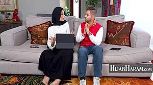 I’m a repressed girl in hijab fantasizing about Aubry Babcock’s wild side. Can’t stop thinking about it!