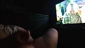 GUY JERKS OFF MORE IN THIS VIDEO