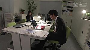 出演：七嶋舞 【働く痴女系お姉さん 】働く痴女系お姉さん vol 21 働く　上司の許可なしに勝手にイッた早漏部下にはお仕置き！イったばかりで敏感なチ〇ポを問答無用で責め続け男潮を撒き散らす！の高画質フル動画はurlをコピペで https is gd gbunpr