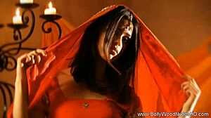 hey rosy red, show us your exotic indian solo moves!