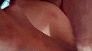 Rompiendo el co�o de la caliente indiana