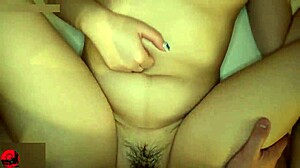 Полная аниме-девушка в нецензурированном волосатом действе с японским шармом для дикого веселья