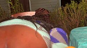 She creates a DIY dildo from veggies for her pussy fetish