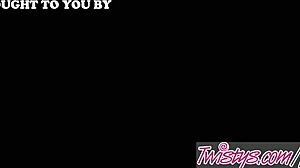 Sophie Cox fucks her red dildo 😍