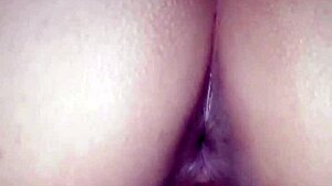 isn't my girlfriend's riding so sexy in public?