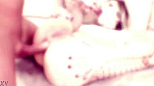 דבוט אנאלי קשוח של מוניקה קניגס עם פיהוקים עמוקים