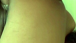 Fekete csaj punciját keményen szétbaszva