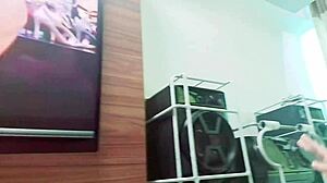 I went to elegant hotel with friend