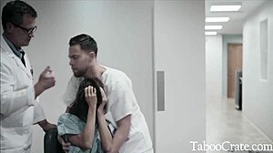 Hasta sapık hemşireler tarafından sömürülüyor - Alexis Fawx!