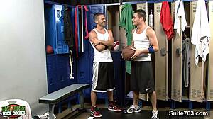 Sexy Gay Jocks Sucking Dicks In The Locker Room