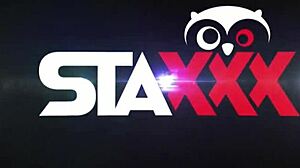 Nuori narttu vaatii kovaa naidaa tiukkaan perseeseen!