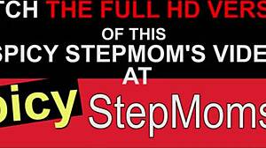 Şişman üvey anne ölü gibi yatarken am yalatma istiyor