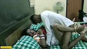 Garotas tribais indianas entregam ação anal em grupo incrível ao ar livre!