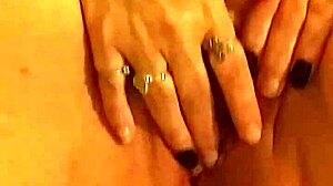 Chamo1972 Deepthroat Slet Squirting Retro