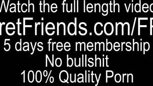 Schulmädchen 18+ nimmt engen Arschfick gratis