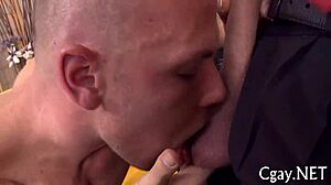 Twinks in hot gay action 😘