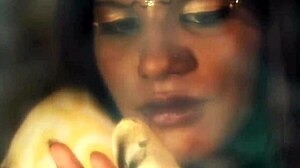 Beautiful Indian Dance To Arouse Audience