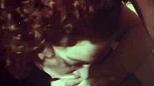 Linterna oscura vintage con escenas tabú interraciales intrigantes