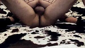 Milf gets anal in stockings and heels