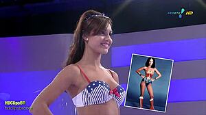 check out the best lingerie parade ever 😍