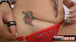 the nymph who loves anal arrived in class - vicky andrade - frotinha porn star - -