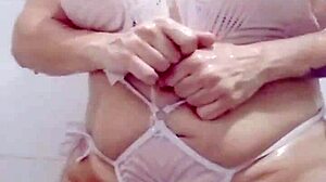 Blonde takes secret bath