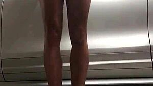 i spied on that gym cock in the garage, feeling so voyeuristic and gay