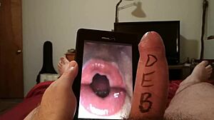 Cyberdebb Performs Hands-Free Virtual Blowjob Tribute With Cum