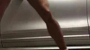 i spied on that gym cock in the garage, feeling so voyeuristic and gay