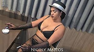 Ever Wondered How a Pro Handles Double Penetration?