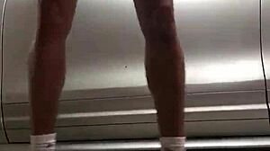 i spied on that gym cock in the garage, feeling so voyeuristic and gay