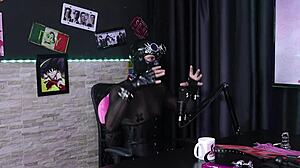 Spanking � um dos fetiches que gosta e est� quebrando muitos tabus porque o mundo lhe oprime - ramona 69 sheer red