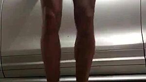 i spied on that gym cock in the garage, feeling so voyeuristic and gay