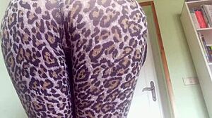 Wild yoga pants reveal loud farts from a sexy milf's big ass