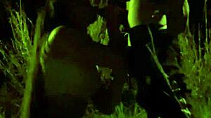 Невероятно! Минет и дрочка в поле с зрителями!