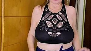 Mellbaszás nagy mellű MILF-fel MariaOld, olyan jó érzés! 😍