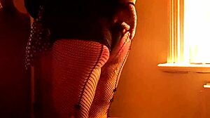 British mistress goddess audrey horn twerks her divine ass for domination session