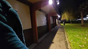 Je rejoin un fan a son hotel pour un trio explosif