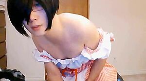 アリスシャオ、シーメールウェブカムソロオナニー