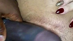 Ledak pepek putih dengan kontol hitam besar