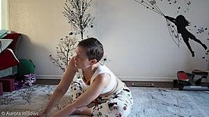 Yoga Lesson With Shaved Pussy Femdom