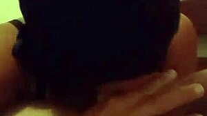 Putinha submissa babando pau do mestre calada