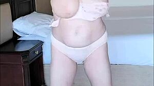 Maria shakes her huge natural boobs