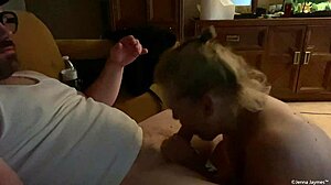 I had jenna jaymes stop by to give me some head