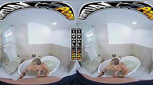 Kali Roses In VR Bath, Looking Hot 😘