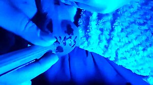 Связанная рабыня сдается в бондаже