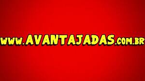 Super nadaný travesti se přidá k páru pro páření menage