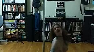 Dark pole milf strips curvy ass